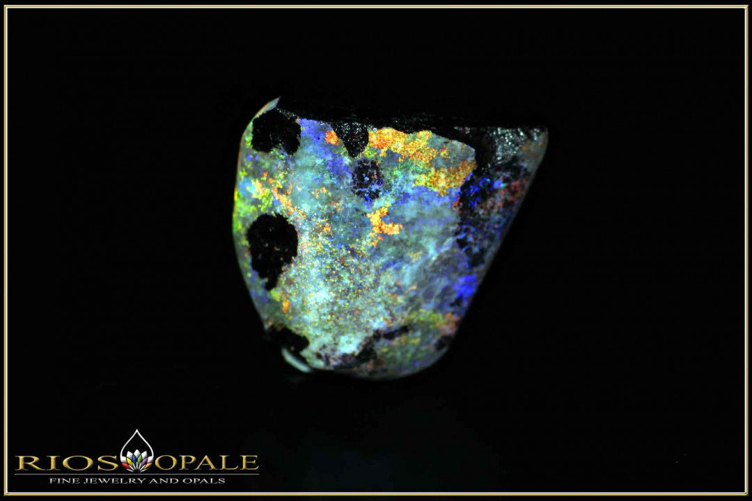 Gorgeous colorful Andamooka rough opal 13,65ct