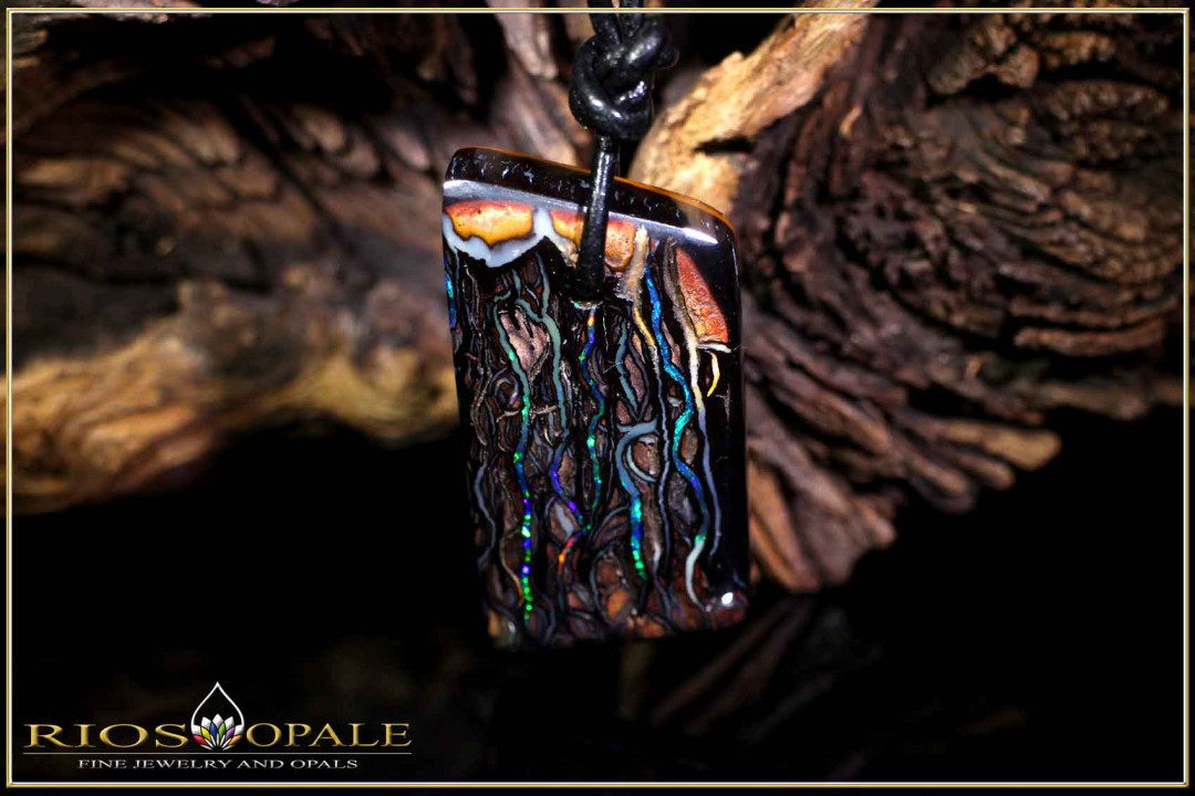 Unique Koroite Boulder Opal Pendant - 72,43ct