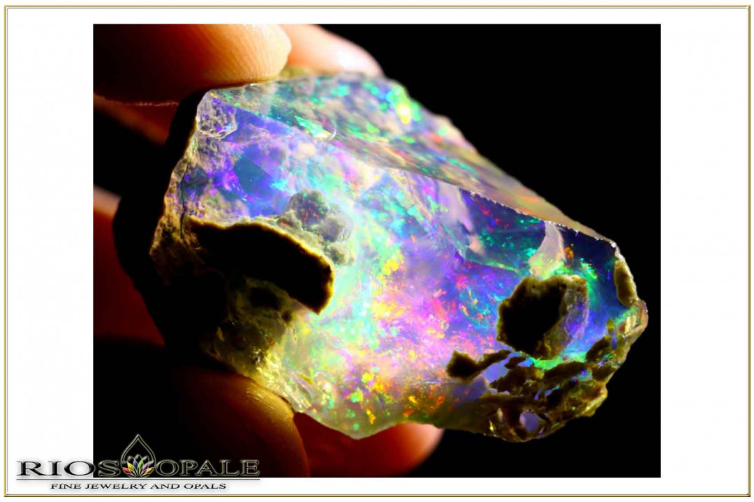 Large colorful Welo rough opal crystal - 58,66ct