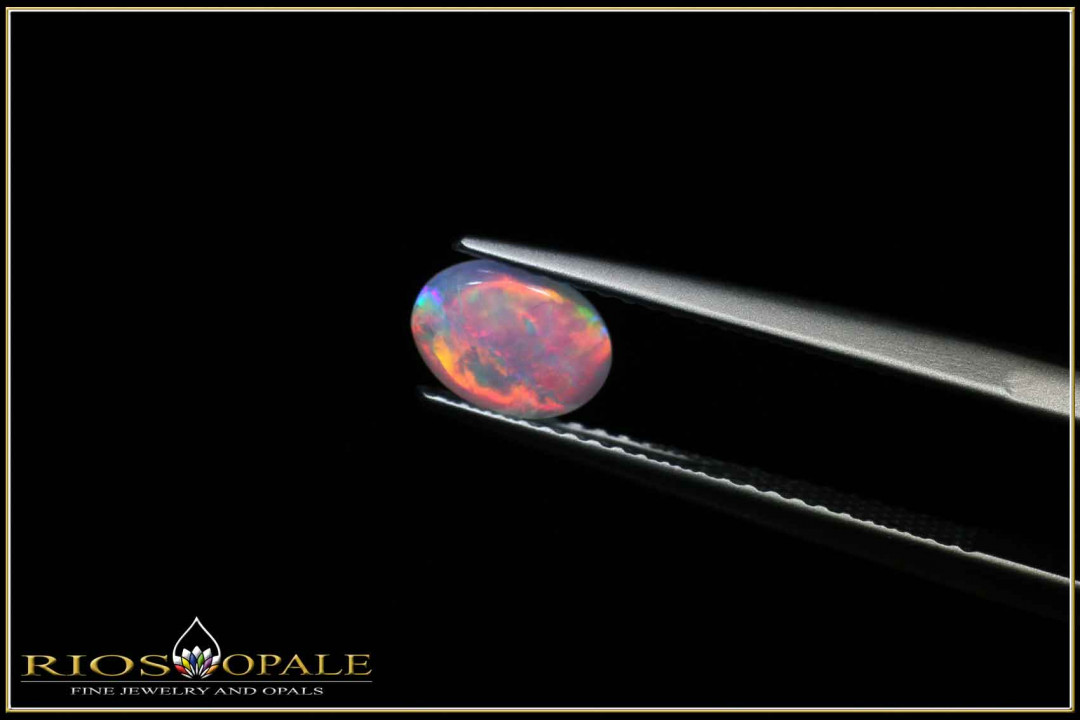 White opal from the West Side field in White Cliffs with 0,40