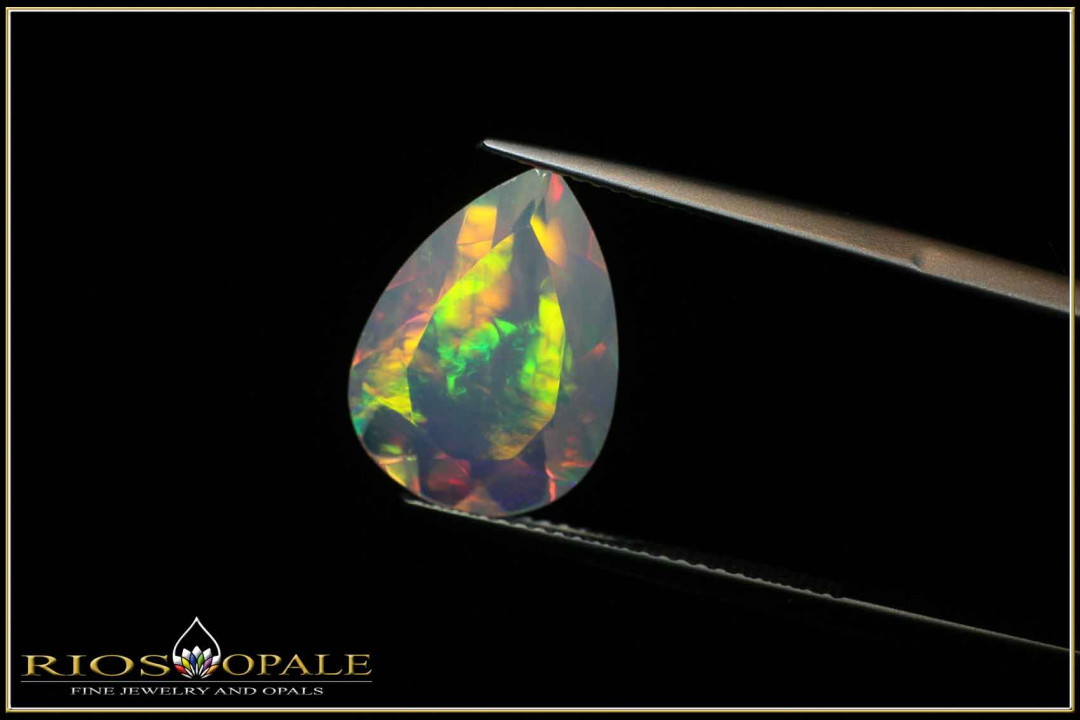 Colorful Welo Opal pear cut faceted - 3,82ct