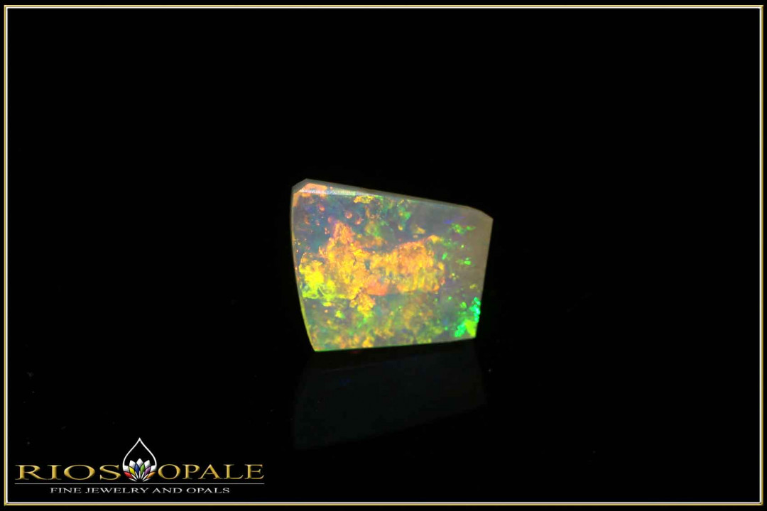 Spectacular bright crystal opal from Lightning Ridge - 1,63ct