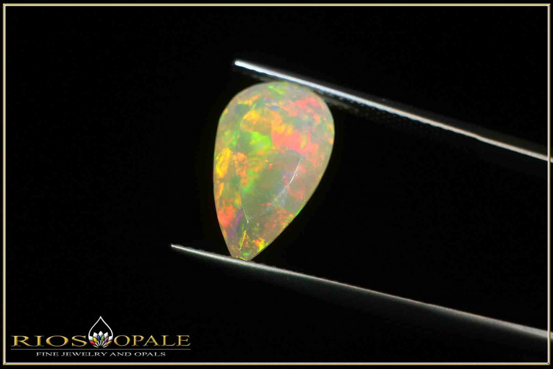 Welo opal faceted pear cut - 2,79ct