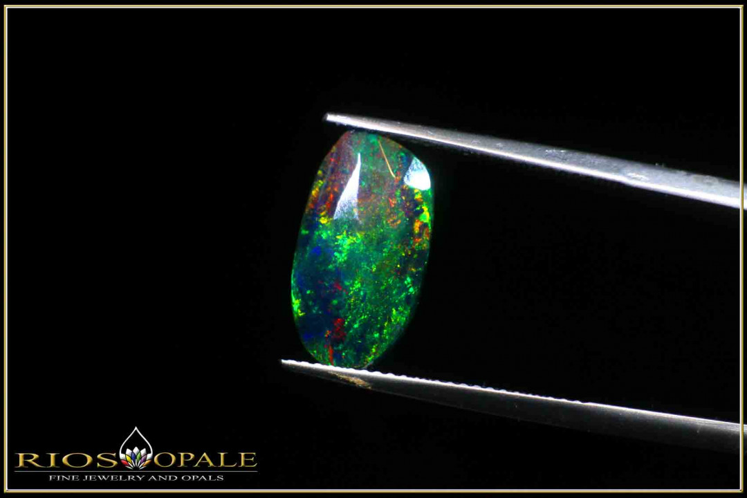 Welo Opal smoked and faceted in "Rose Cut" - 1,56ct