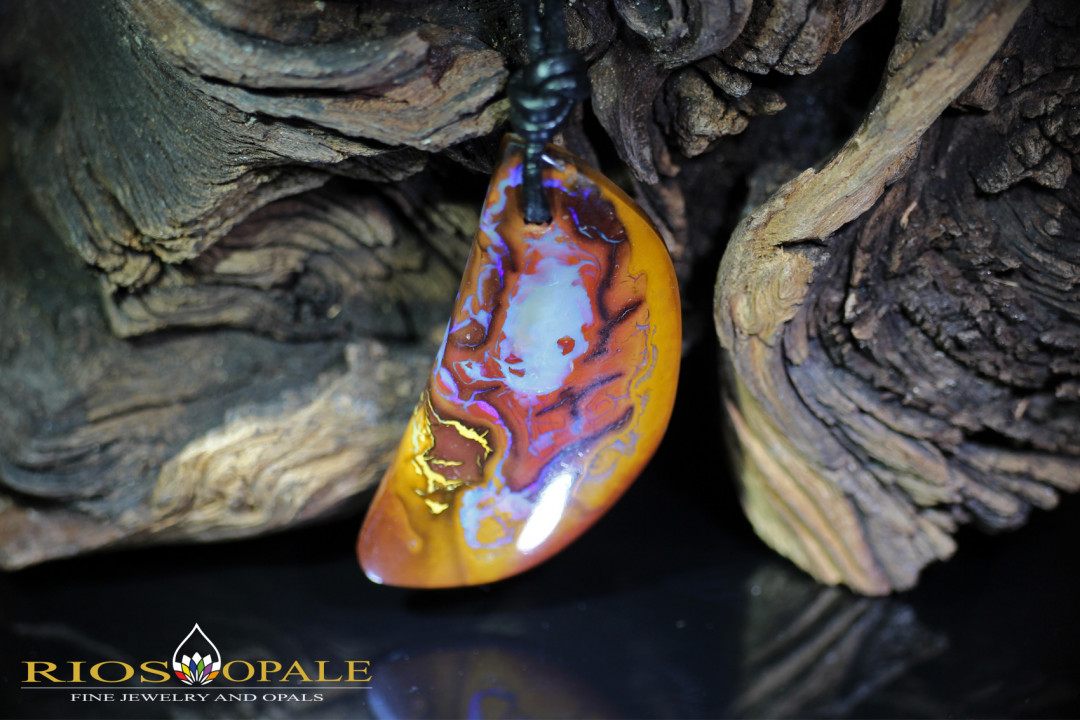 Koroit Boulder Opal pendant with 1,5mm leather strap