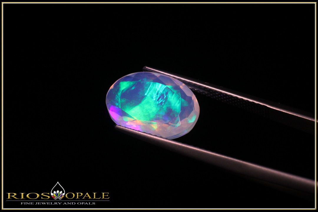 Welo Opal - 3,55ct - VVS - faceted oval cut