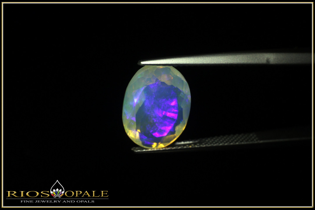 Welo Opal - 3,55ct - VVS - faceted oval cut
