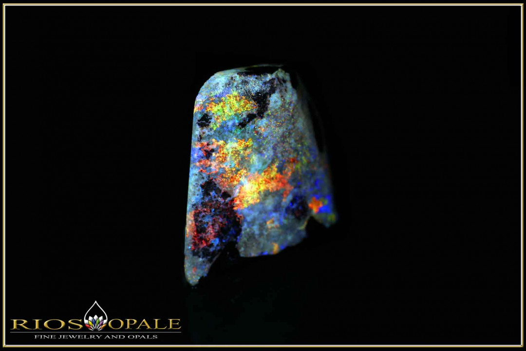 Gorgeous colorful Andamooka rough opal 13,65ct