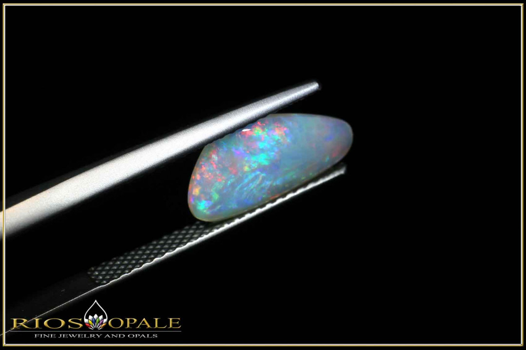 White opal from the West Side field in White Cliffs with 1,25ct.