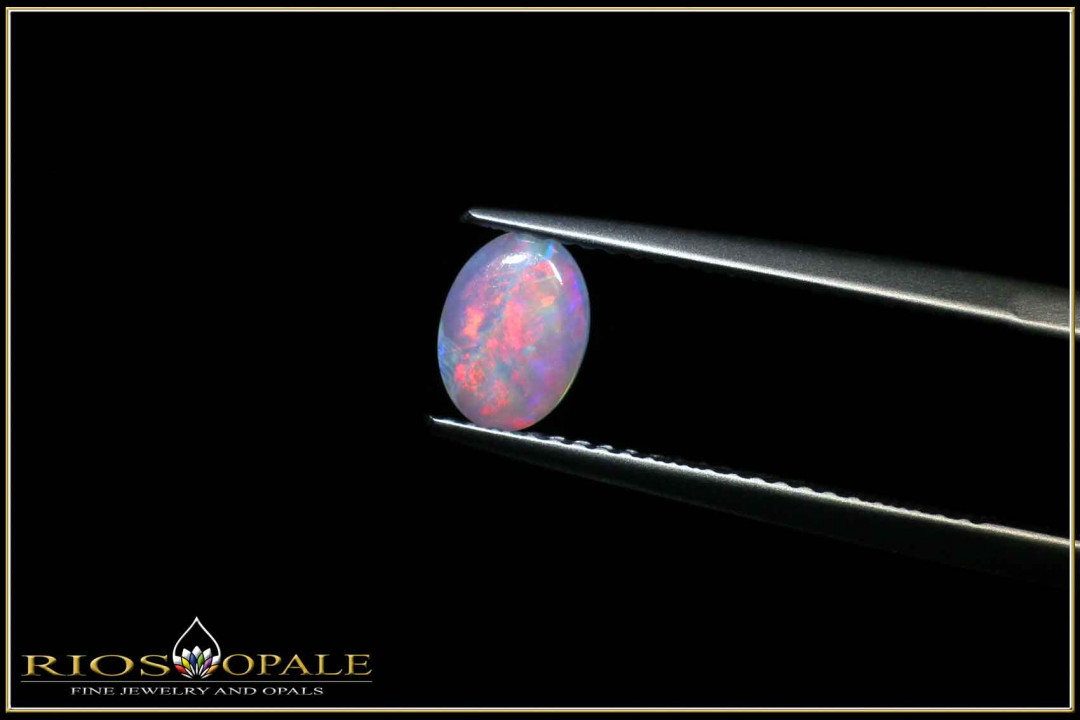 White opal from the West Side field in White Cliffs with 0,40