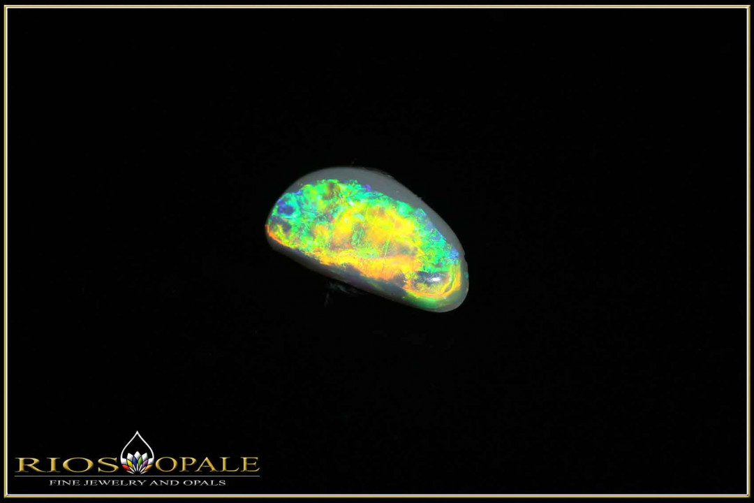 Stunning extremely bright dark opal from Lightning Ridge - N6 Body Tone - Brilliance B1 - 1.81ct