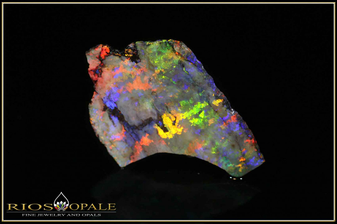 Andamooka rough opal slice - 3,79ct