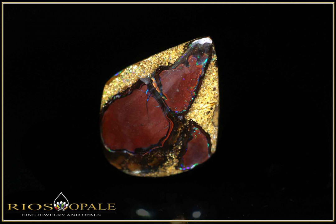 Yowah Boulder Opal with Opalized Wood -24,40ct