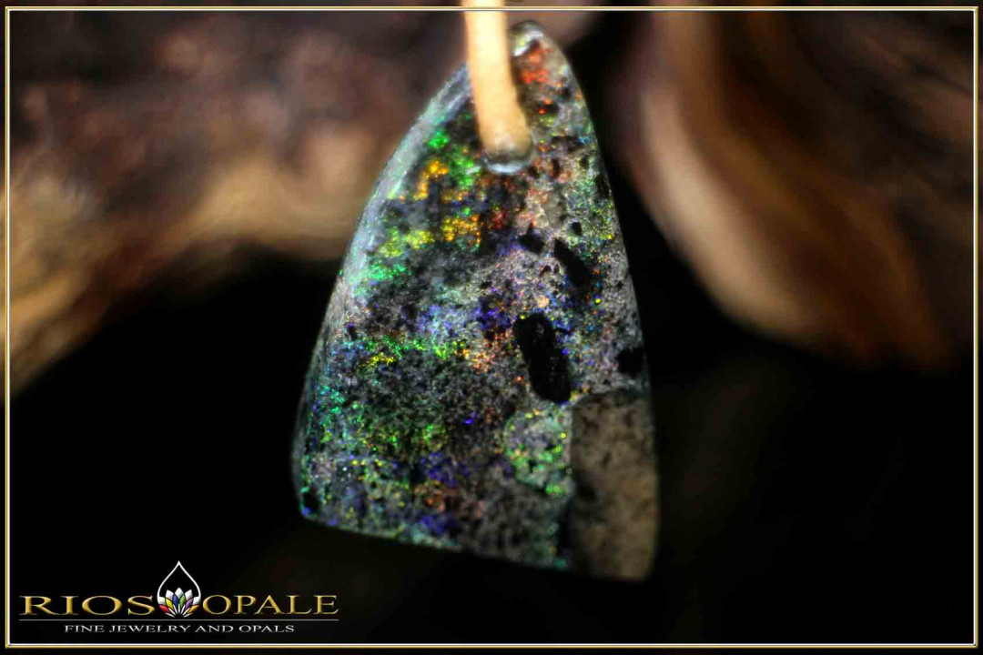 Andamooka opal pendant - 10,55ct