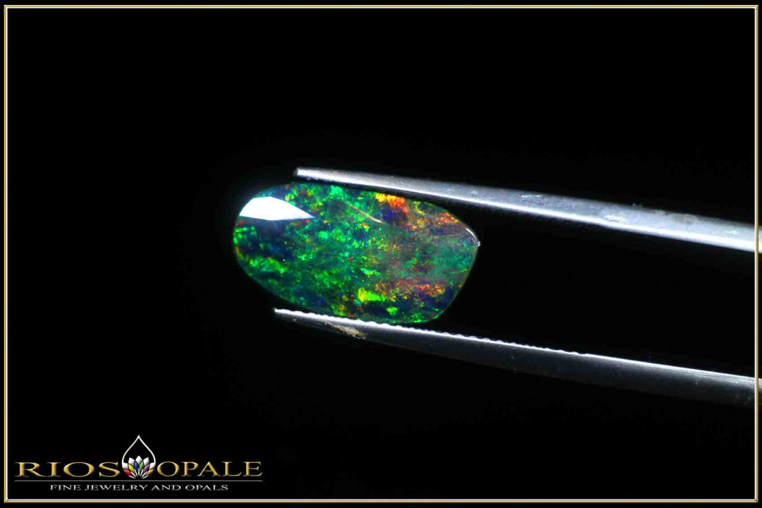 Welo Opal smoked and faceted in "Rose Cut" - 1,56ct