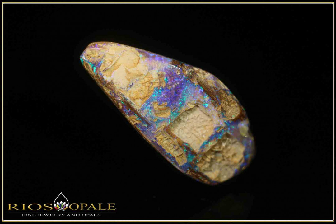 Jundah opalized wood boulder opal - 13,52ct