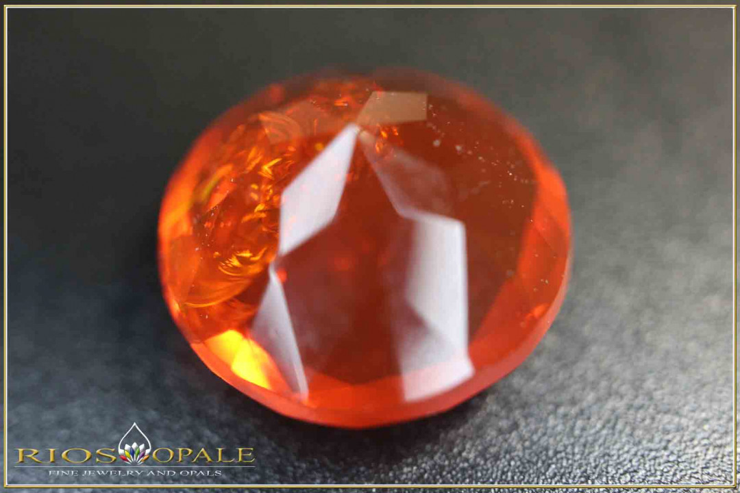 Mexican fire opal - faceted - 1,97ct