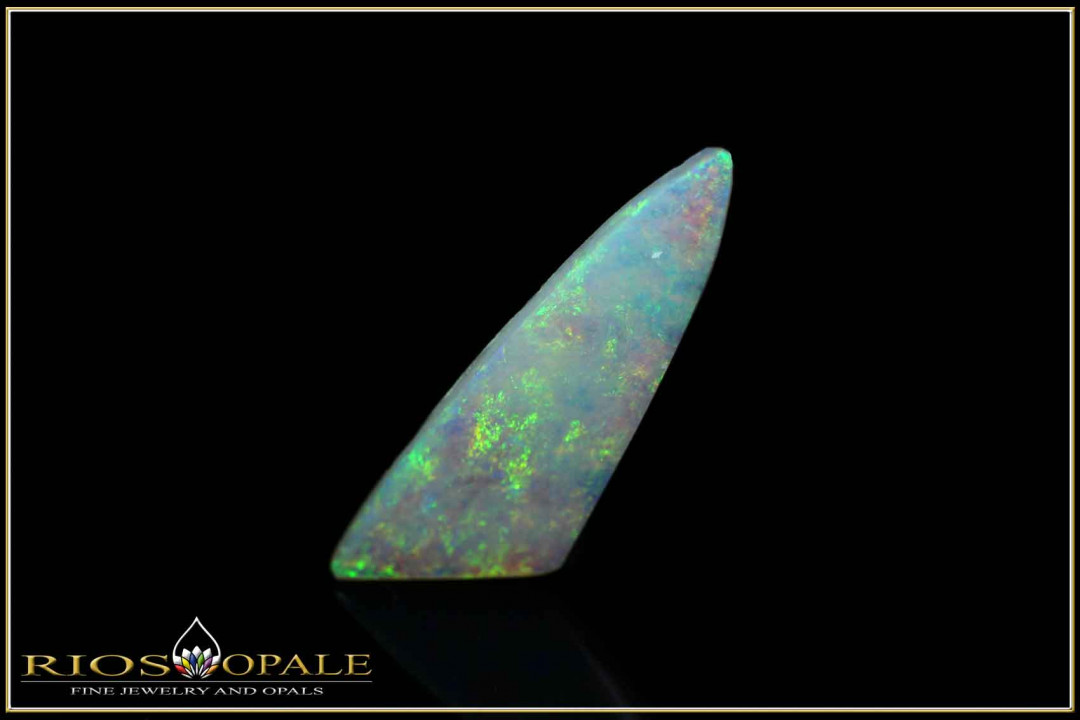 Very rare large green sparkling Mintabie opal - 4,65ct