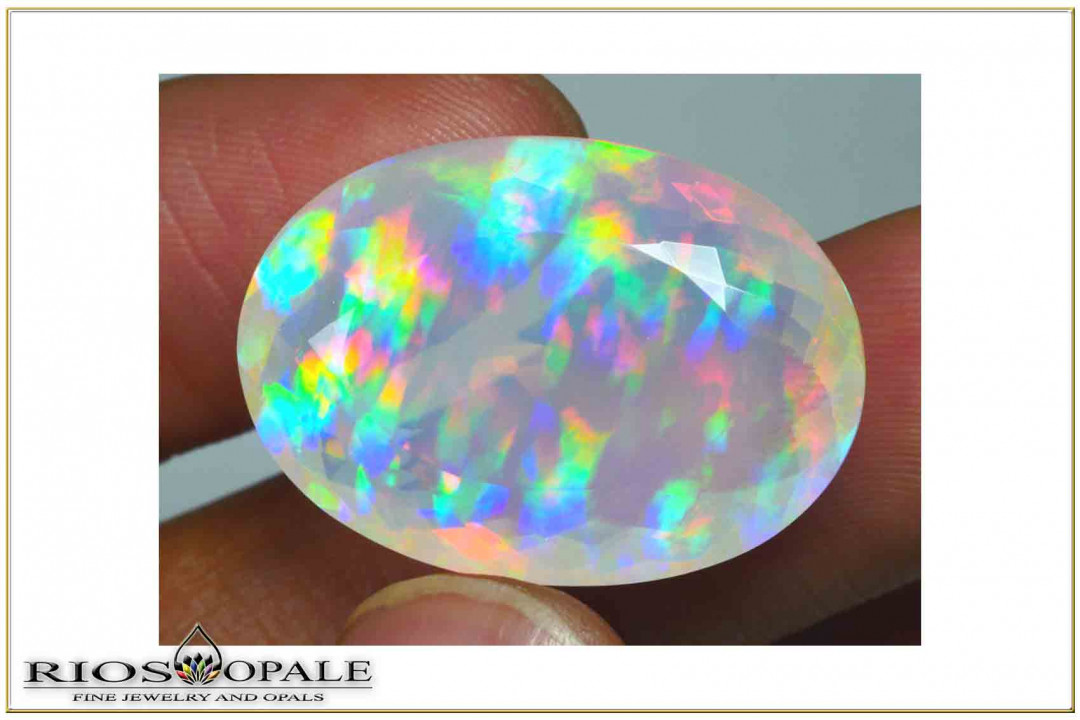 Giant Welo Prism Rainbow Oval Cut Faceted Pinfire Opal - 25,86ct